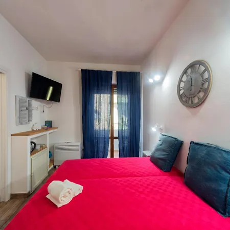 Bed & Breakfast Alba 3*